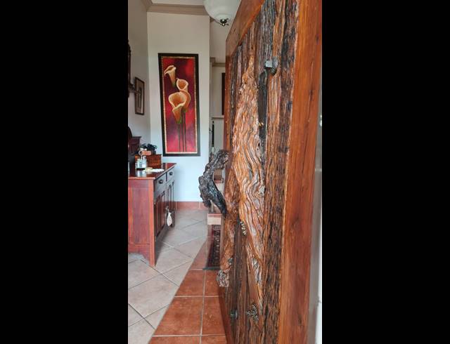 3 BEDROOM FREESTANDING FOR SALE IN SAFARI GARDENS